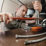 אינסטלטורים בתל אביב